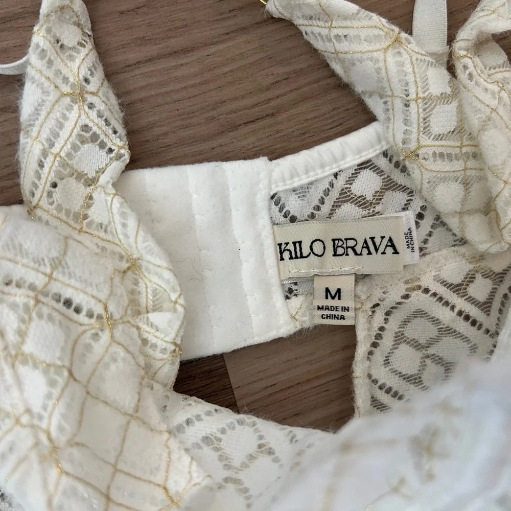 Kilo Brava Lace Underwire Bodysuit Medium Shell White Patterned Lace